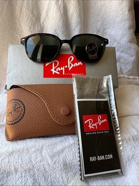 Ray-Ban Men’s Dark Brown Frame Sunglasses with Black Lenses